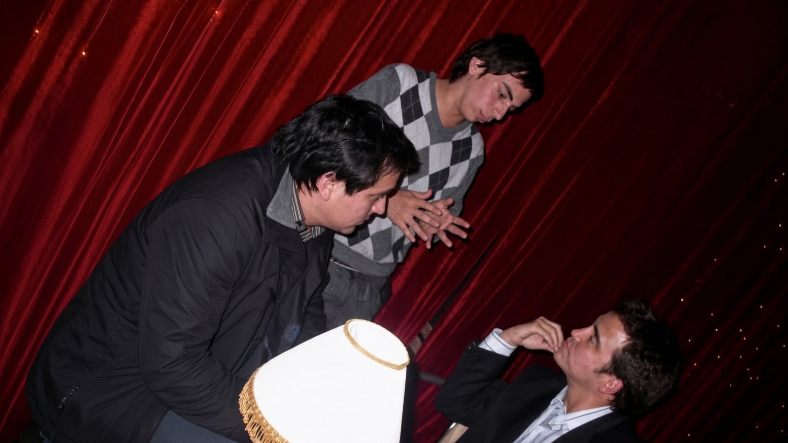 Pitcheando Cuul.tv en TVN, entre telones rojos