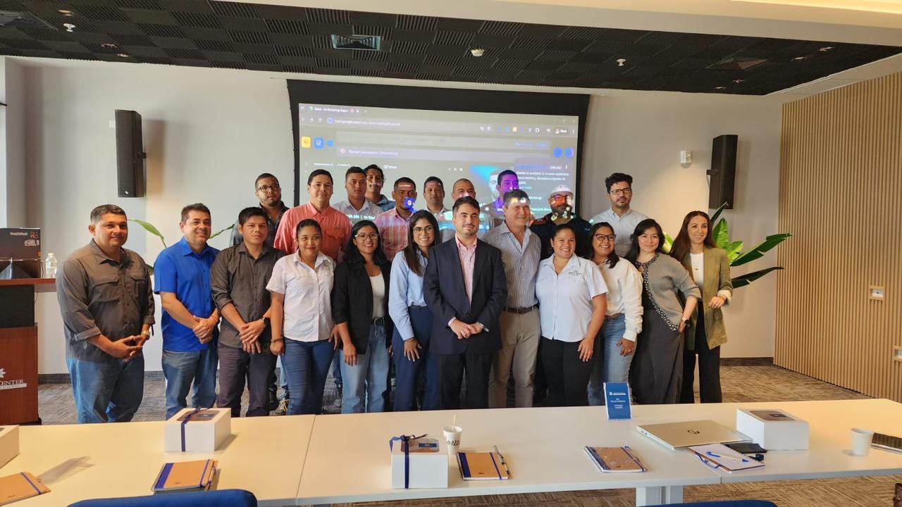 Capacitación en Panamá con el equipo de Grupo Valor Developments